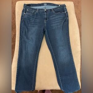 Levi’s signature Gold Curvy Straight jeans size 20 L dark wash